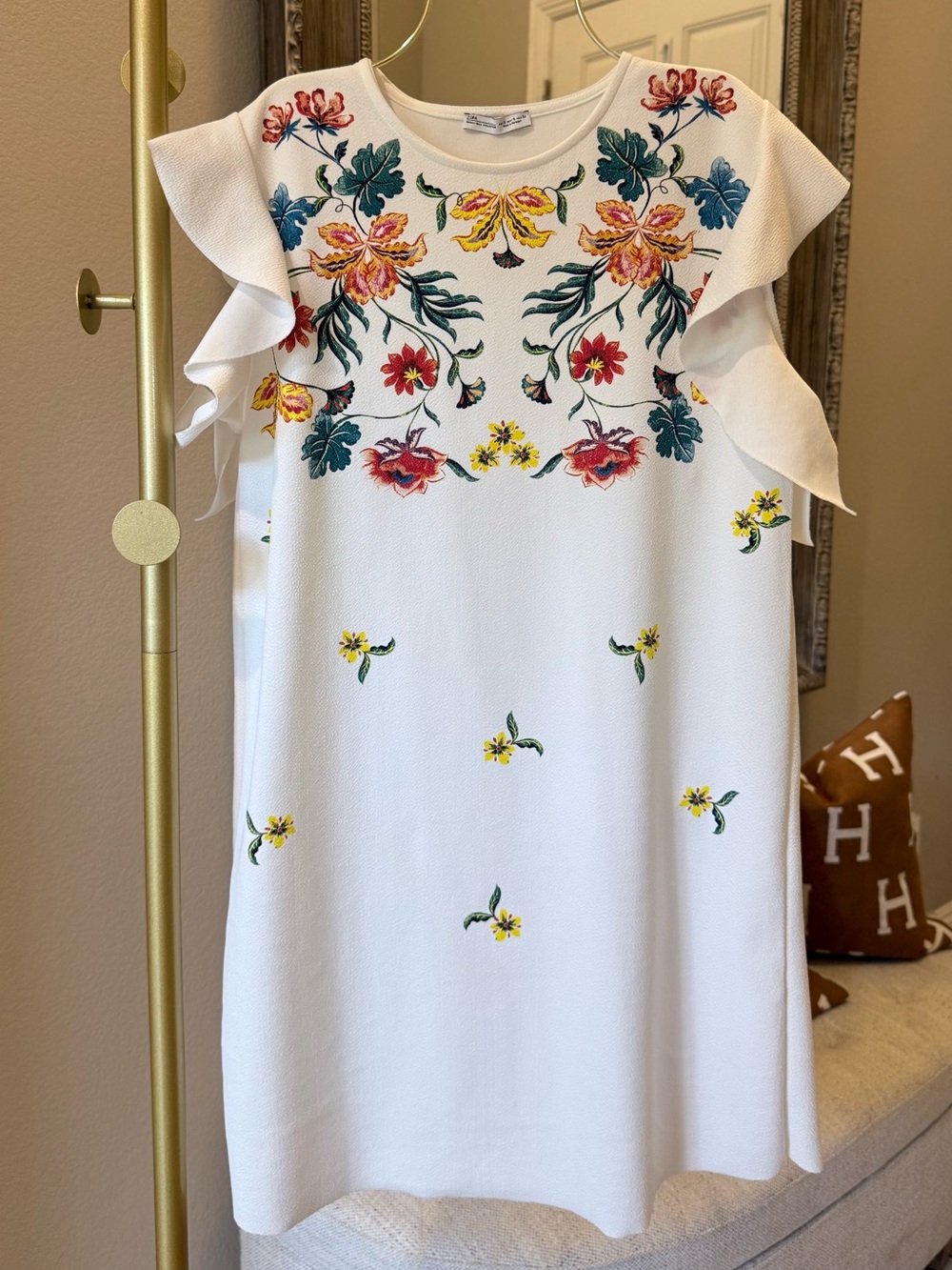 Zara White Mini Dress with Multicolor Floral Embroidery
